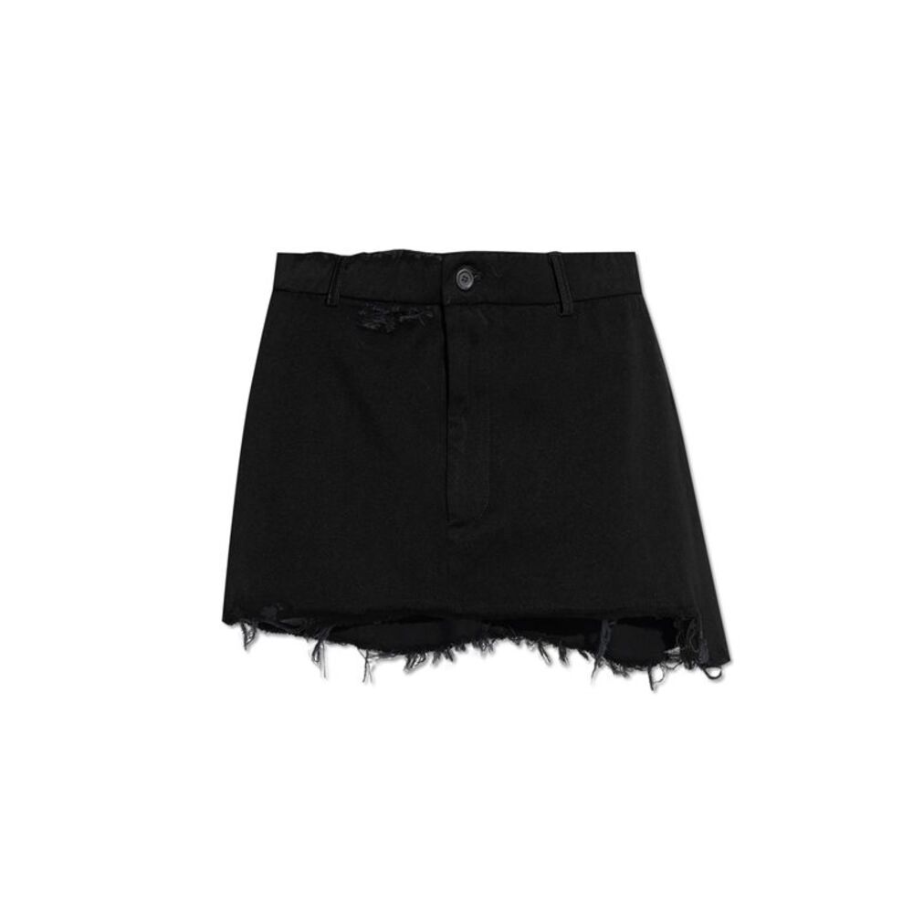 Short skirt with a `vintage` effect